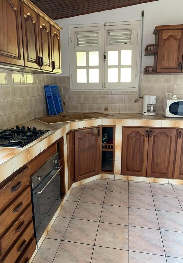 Hebergement Mouchas F4 - Dans Villa Les Polycias Sainte-Luce Zewnętrze zdjęcie